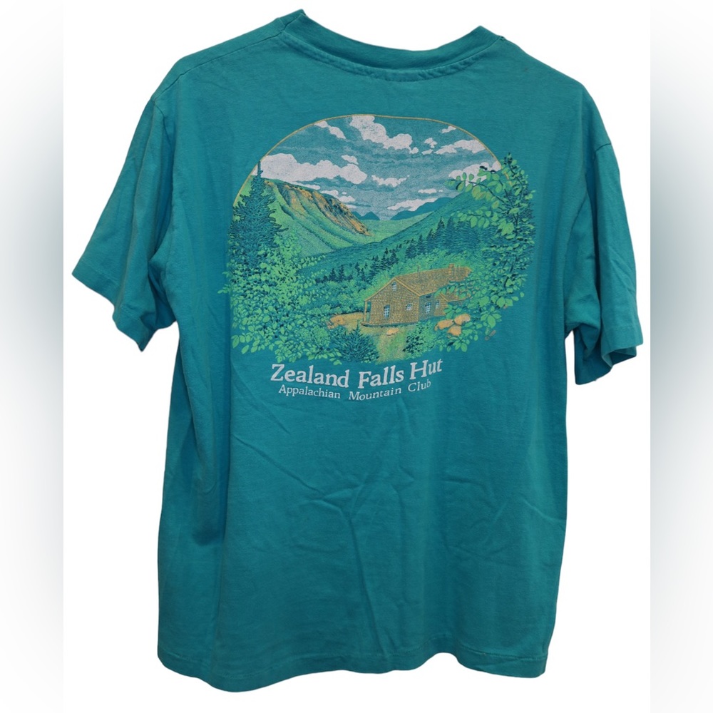 Vintage white mountains New Hampshire shirt
